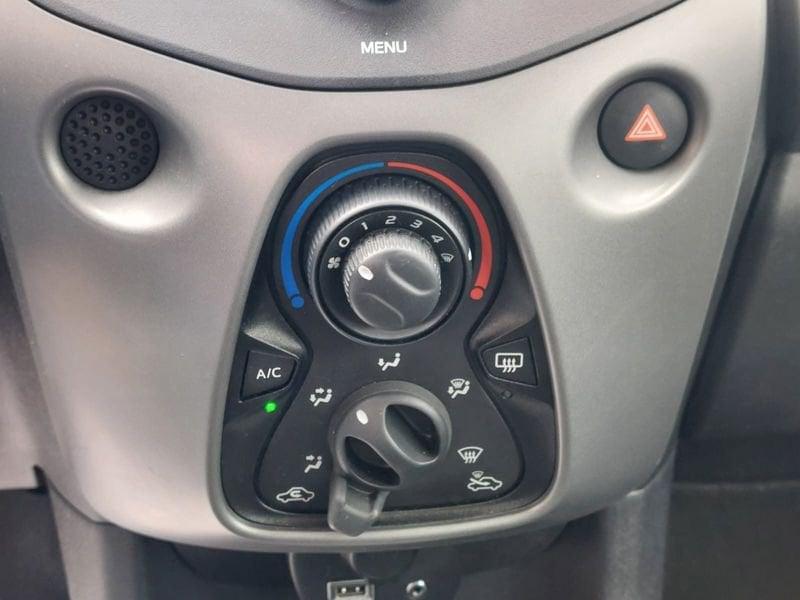 Toyota Aygo 1.0 VVT-i x-cool MMT