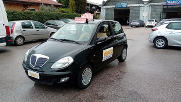 Lancia Ypsilon 1.2 Argento OK NEOPATENTATI