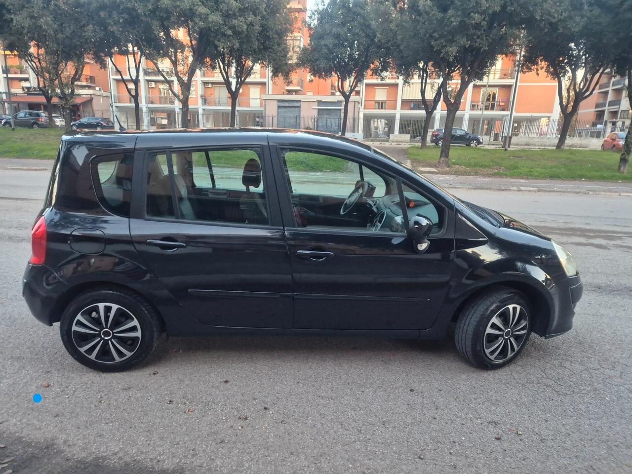 Renault Modus Grand 1.5 dCi 85CV Dynamique