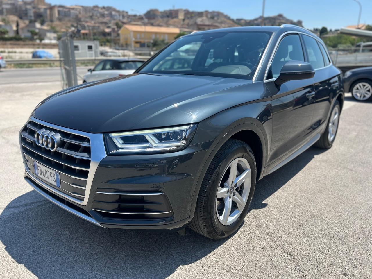 Audi Q5 2.0 TDI 190 CV quattro S tronic Business Sport