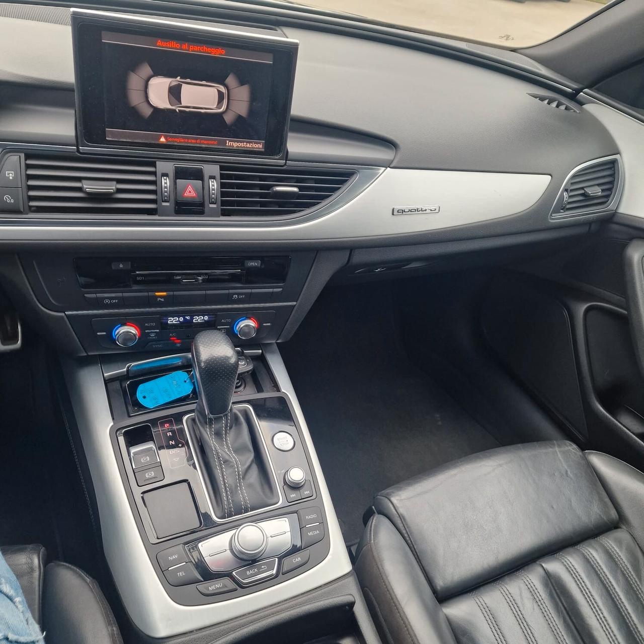 Audi A6 Avant 2.0 TDI 190 CV quattro S tronic S-line interno ed esterno