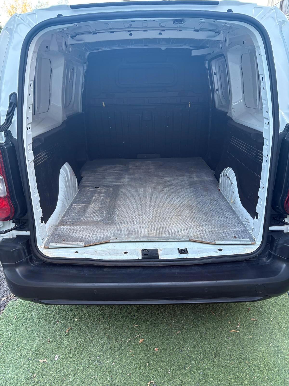 Opel Combo Cargo XL 1.5 Diesel 100CV PL 950kg PASSO LUNGO