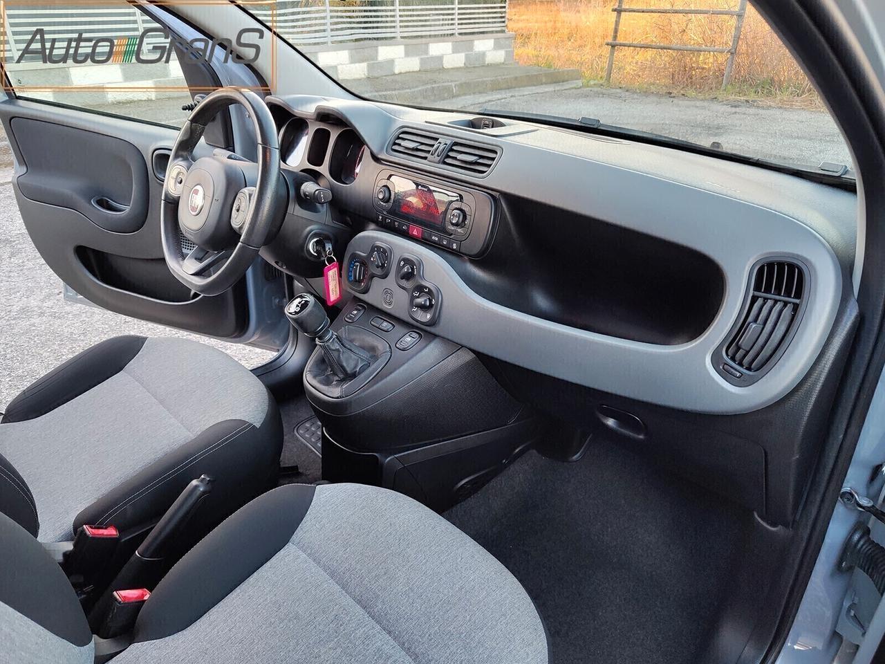 FIAT PANDA 1.2 Lounge 5Posti