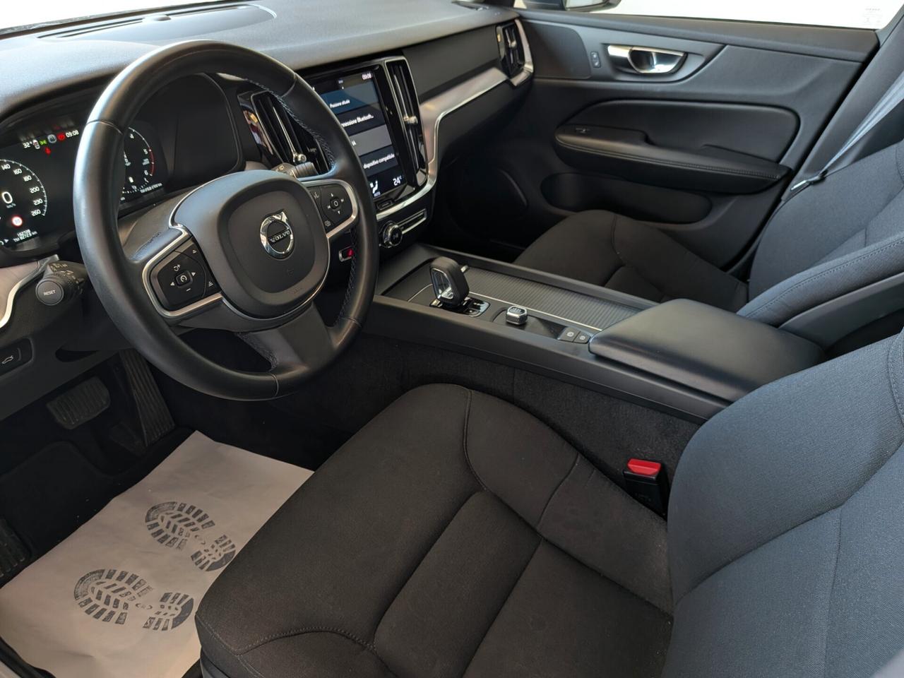 VOLVO V60 2.0 B4
