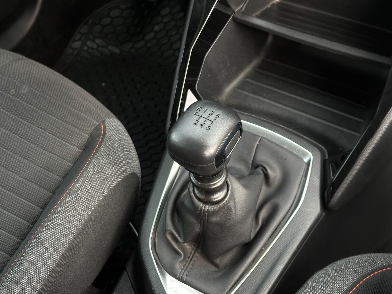 PEUGEOT 2008 1.2 PureTech 100 S&S Active Pack