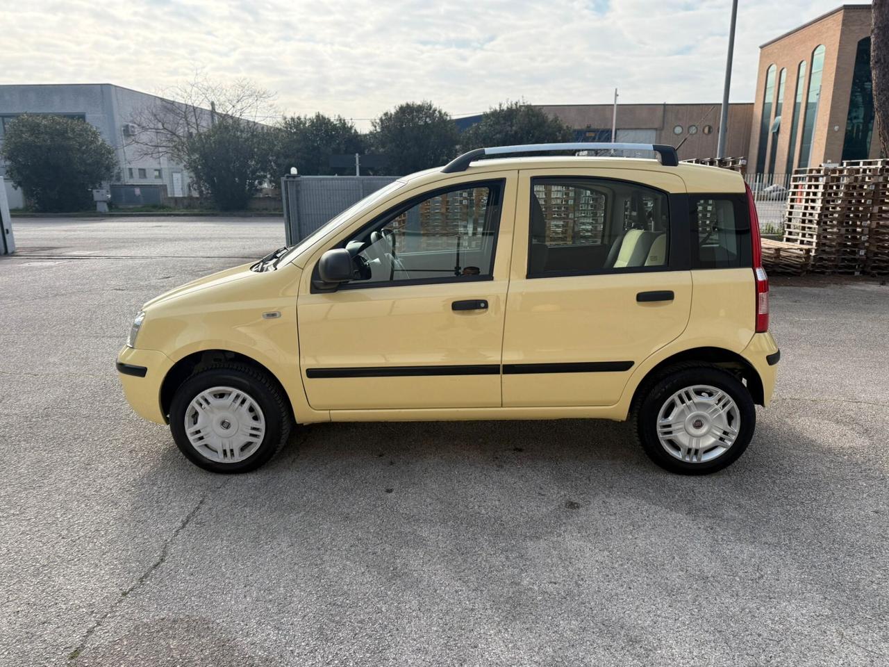 FIAT PANDA 1.2 METANO 2012 12 MESI DI GARANZIA