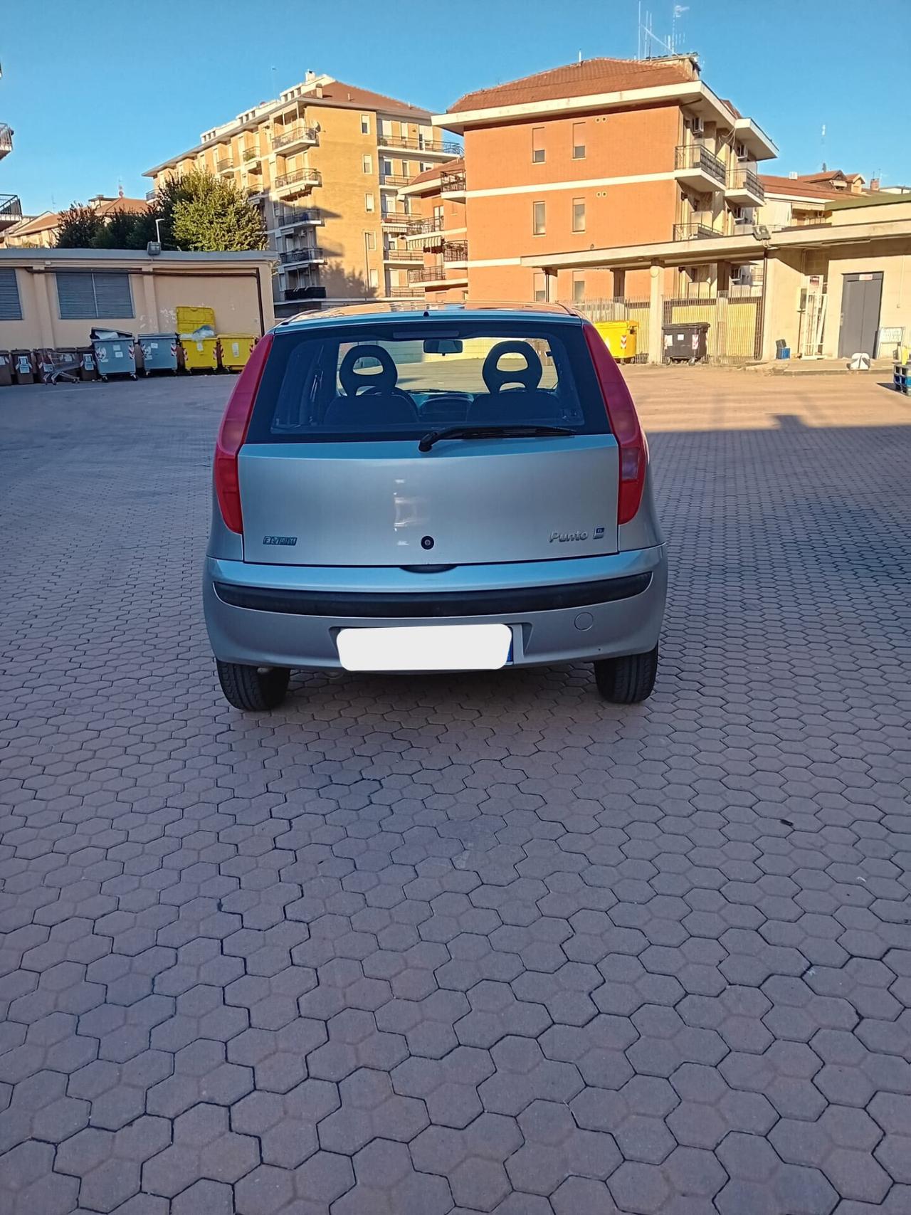 Fiat Punto 5 porte - APERTI AD AGOSTO