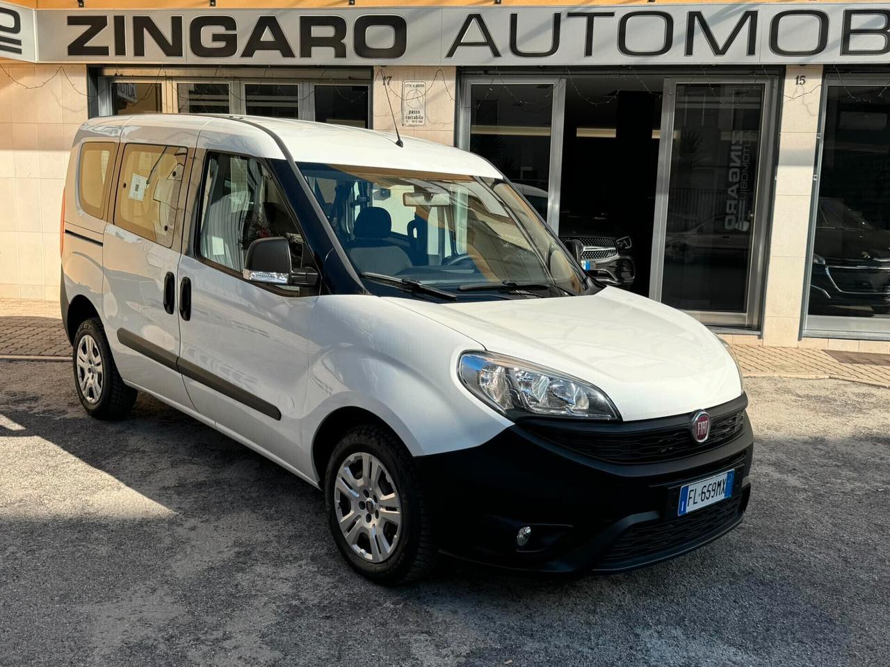 FIAT DOBLO CARGO N.1 1.3 MJ 95 CV. E6 FURGONE 5 POSTI 5 UNITA