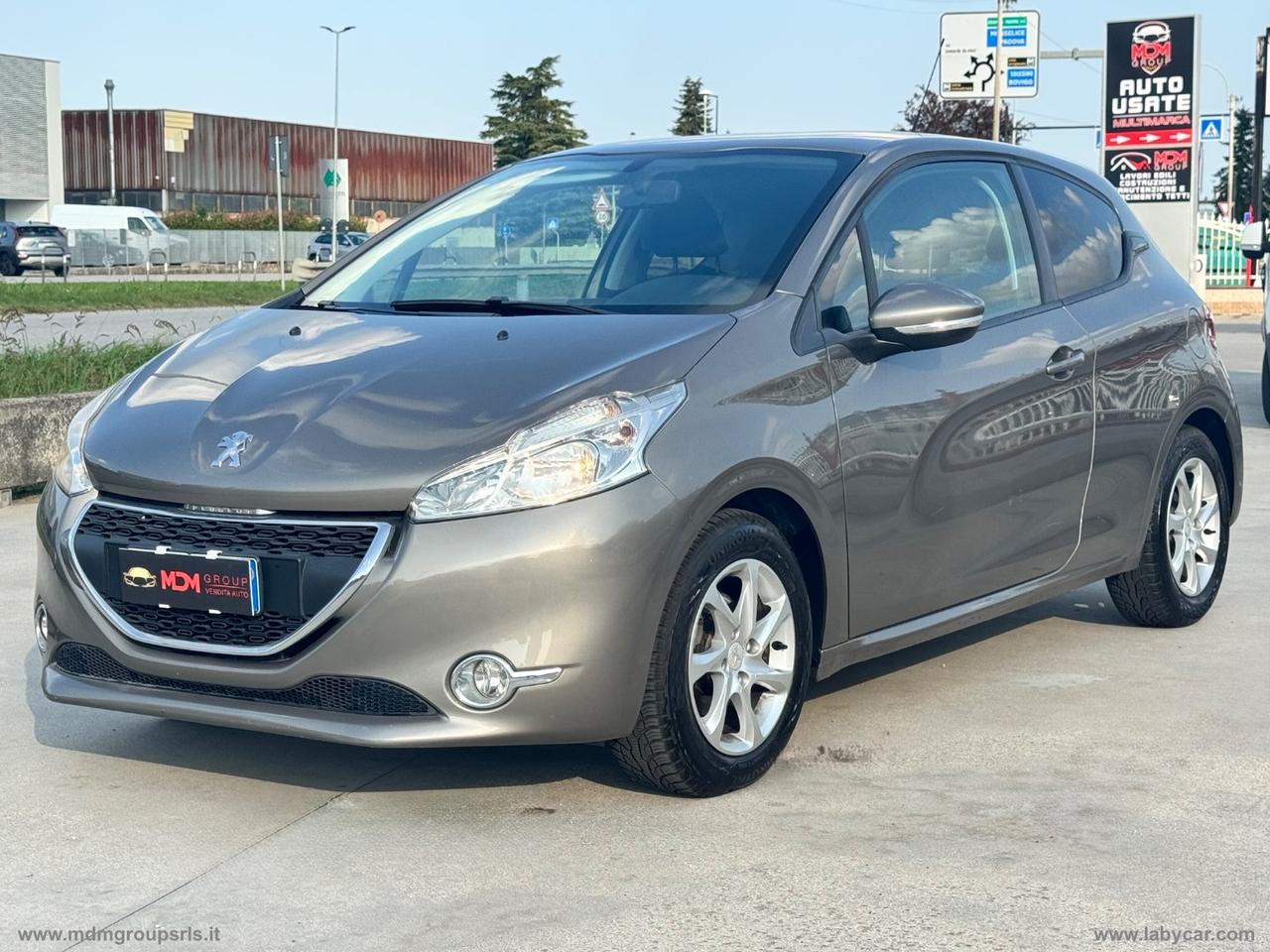 PEUGEOT 208 1.4 HDi 68 CV 3p. Allure OK NEOPATENTATI