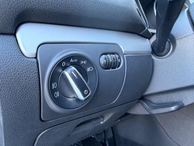 VOLKSWAGEN Golf 1.6 TDI HIGHLINE+NAVI+ALCANTARA+BIZONA