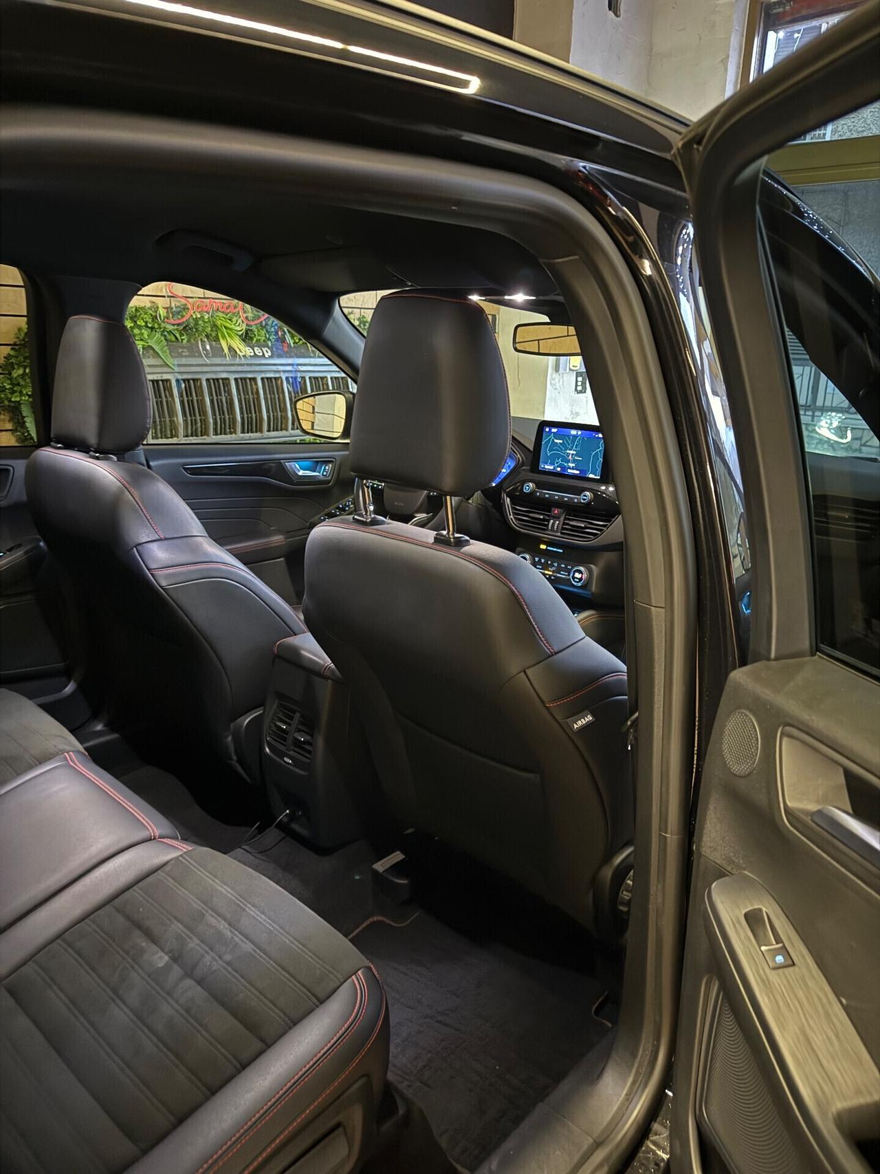 Ford Kuga AWD ST-Line X