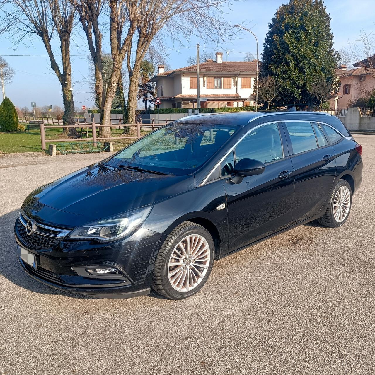 Opel Astra 1.6CDTI 2017 NAVI FUL GARANZIA