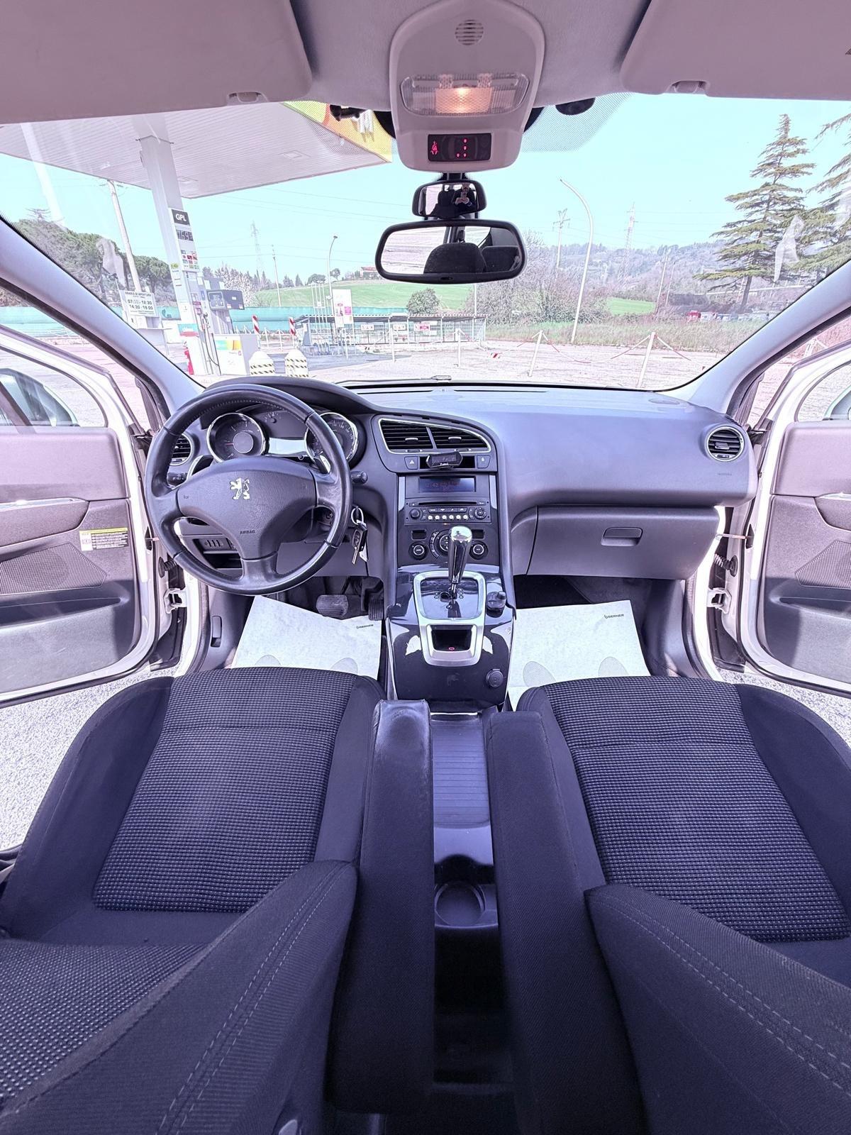 Peugeot 5008 1.6 e-HDi 112CV Stop&Start