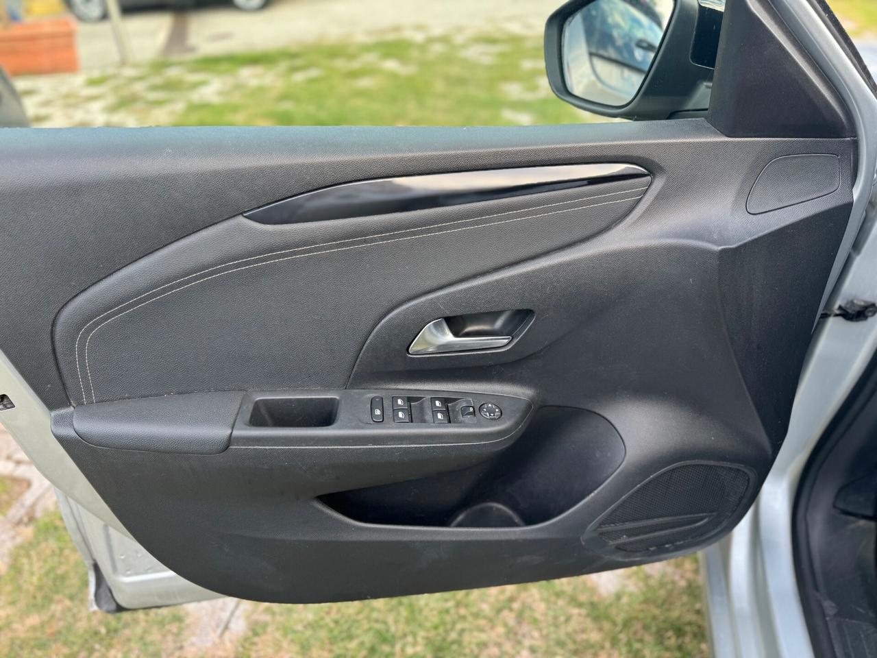 Opel Corsa 1.2cc 75cv Design&Tech Vari Colori