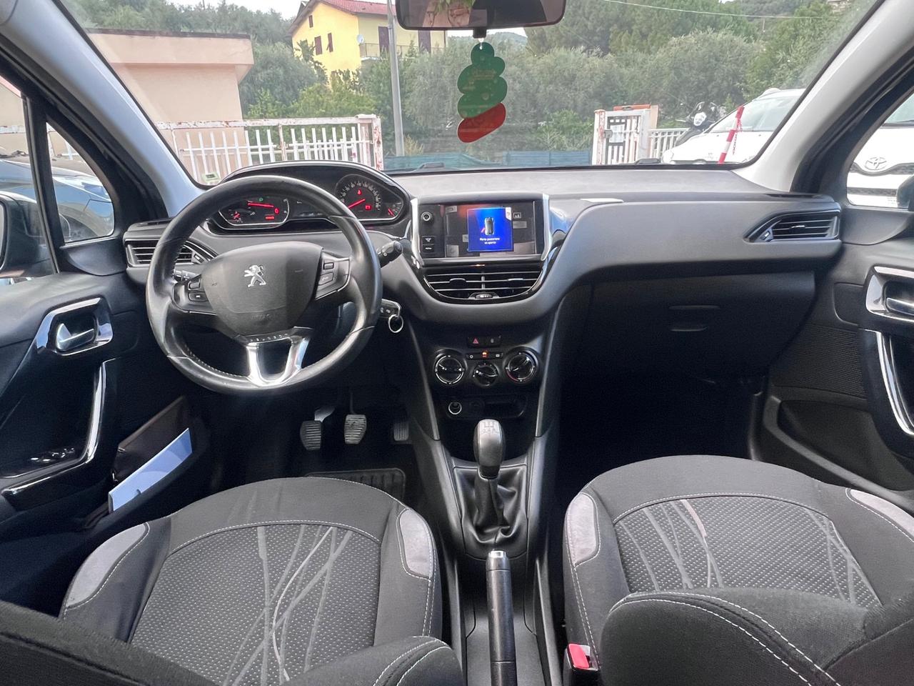 Peugeot 208 1.4 HDi 68 CV 5 porte Allure