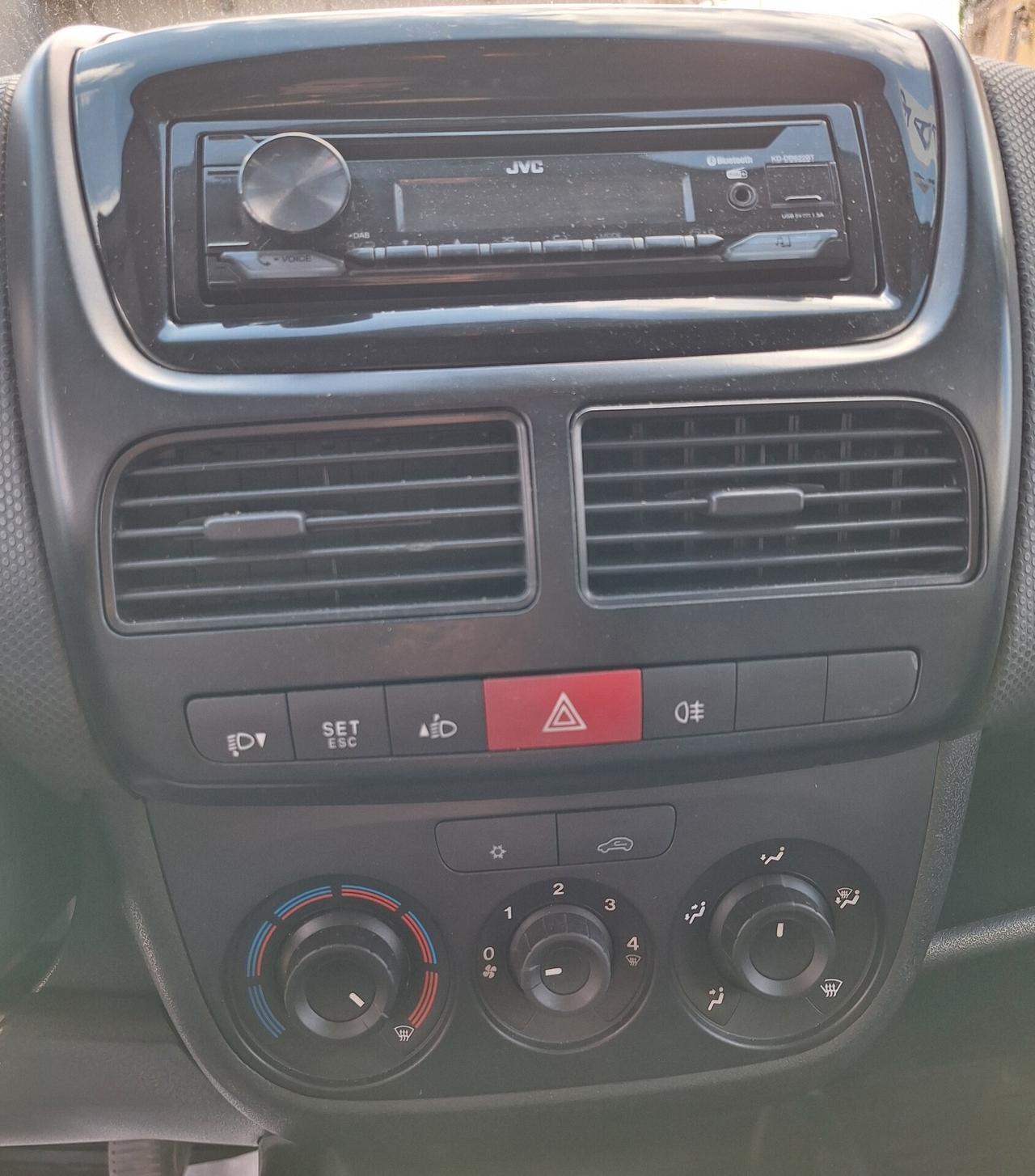 Fiat Doblò 1.6 MJT 105CV PC-TN Cargo Lamierato SX