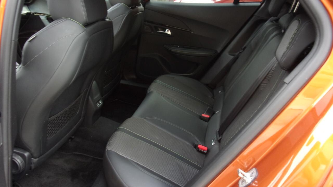 Peugeot 2008 BlueHDi 100 S&S GT Line