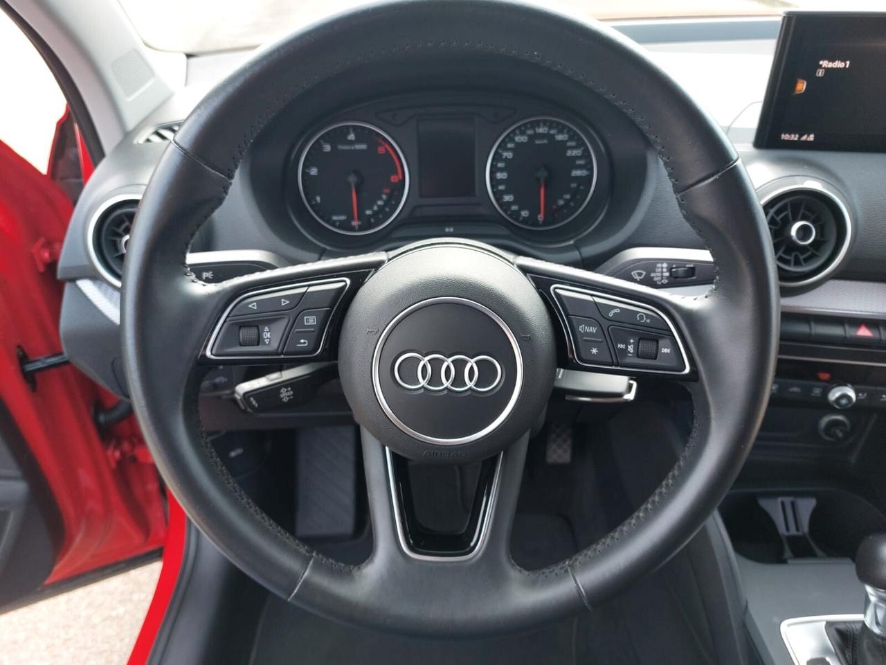 Audi Q2 35 TDI Quattro S tronic Business