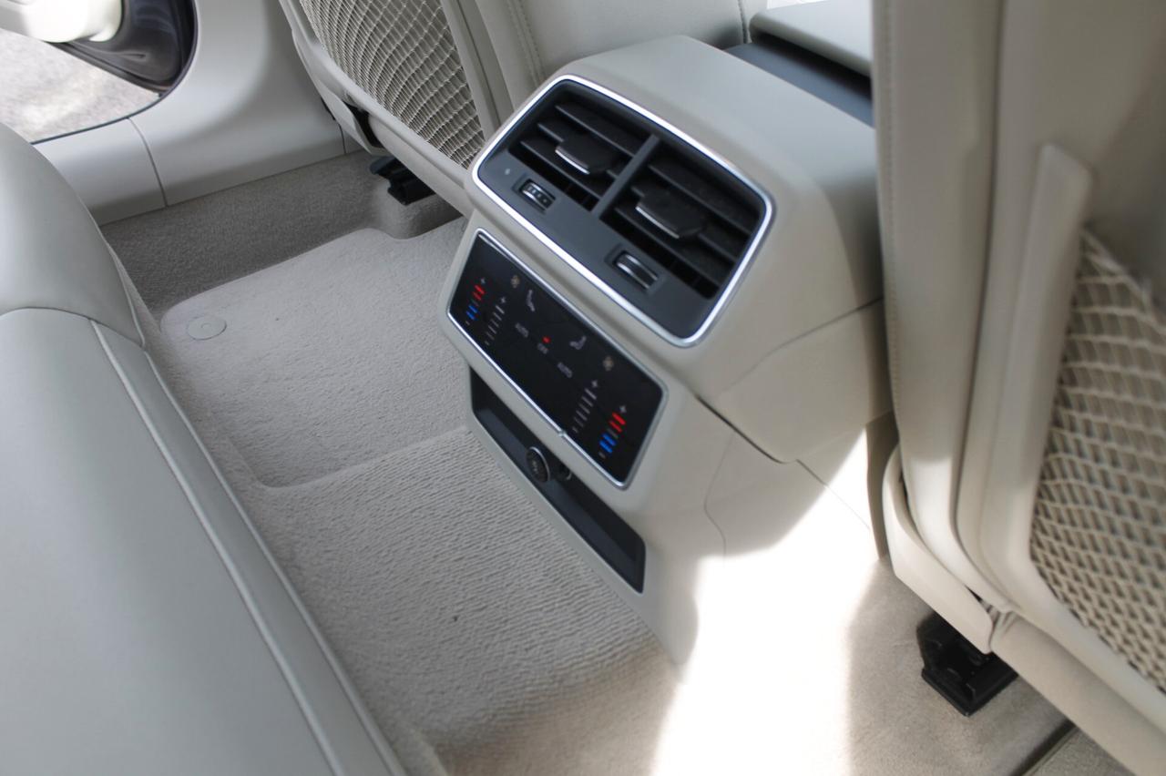 Audi A6 50 3.0 TDI quattro tiptronic Business Design