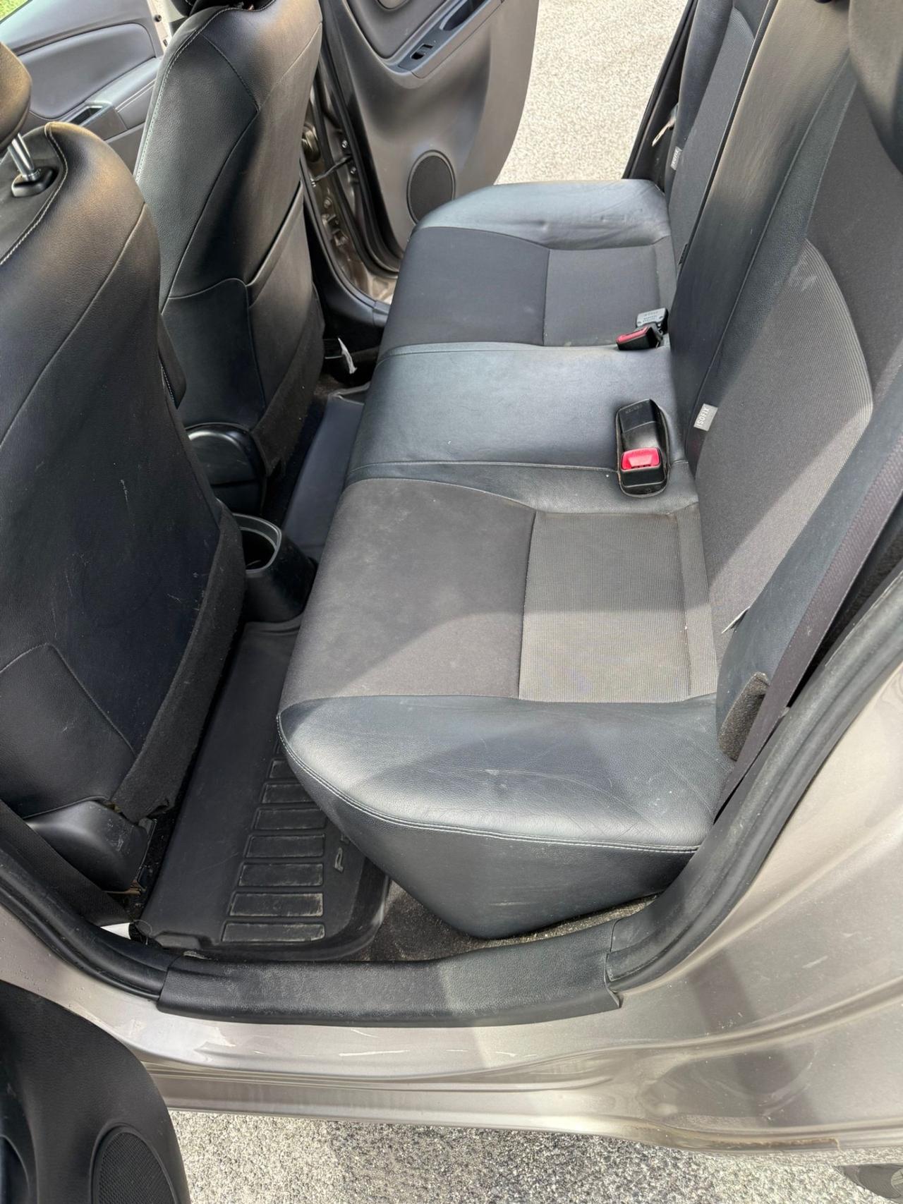 Toyota Yaris 1.4 D-4D 5 porte Cool