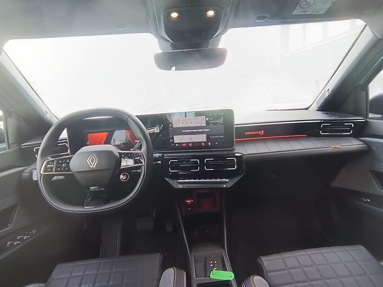 Renault 4 E-Tech Electric 150 CV Comfort Range Iconic