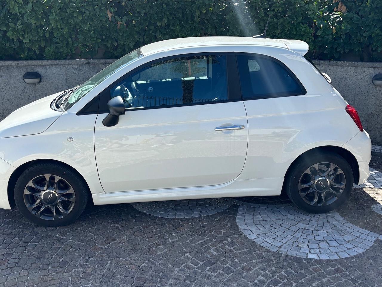 Fiat 500 1.0 Hybrid Connect