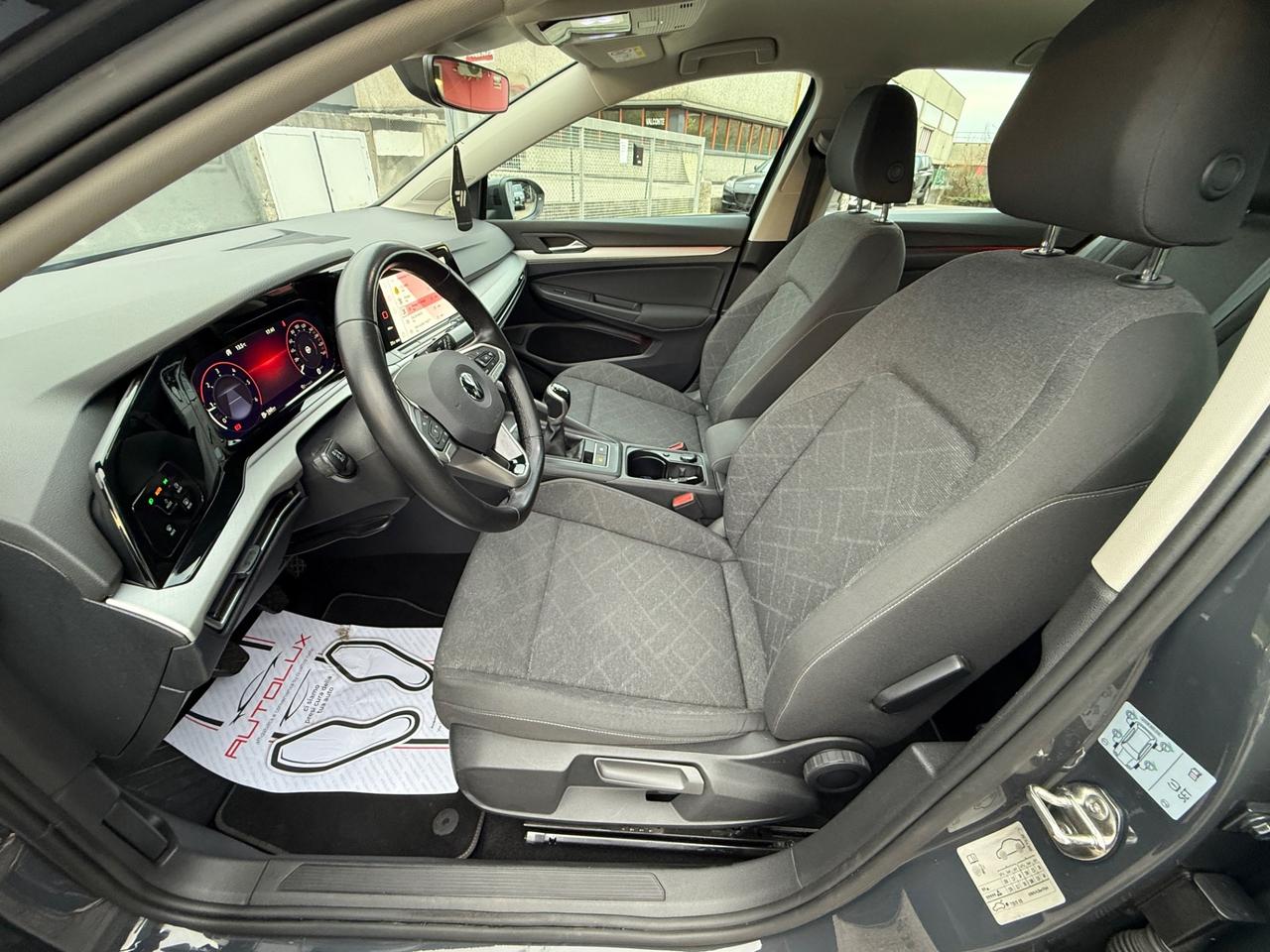 Volkswagen Golf 8 - 2.0 TDI SCR Style 2022 IMPECCABILE