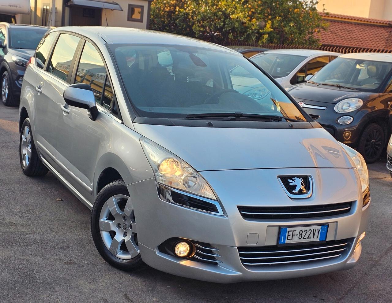 Peugeot 5008 1.6 HDi 112CV Premium 7 posti