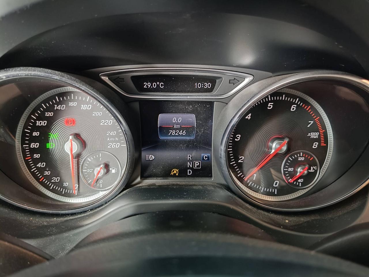 Mercedes-Benz GLA-X156 2017 - GLA 180 Sport
