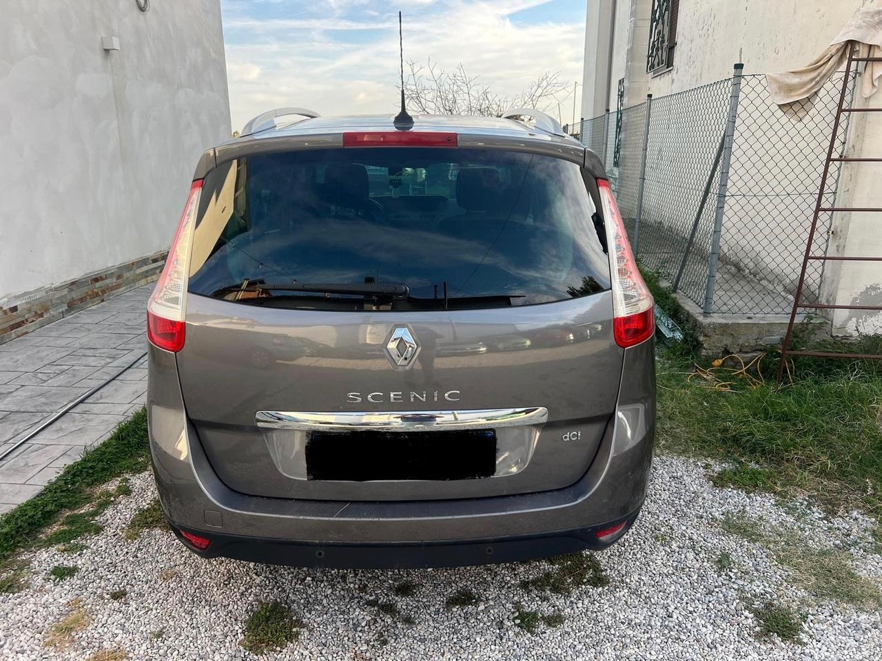 Renault Scenic Scénic 7 POSTI 1.5 dCi 110CV EDC