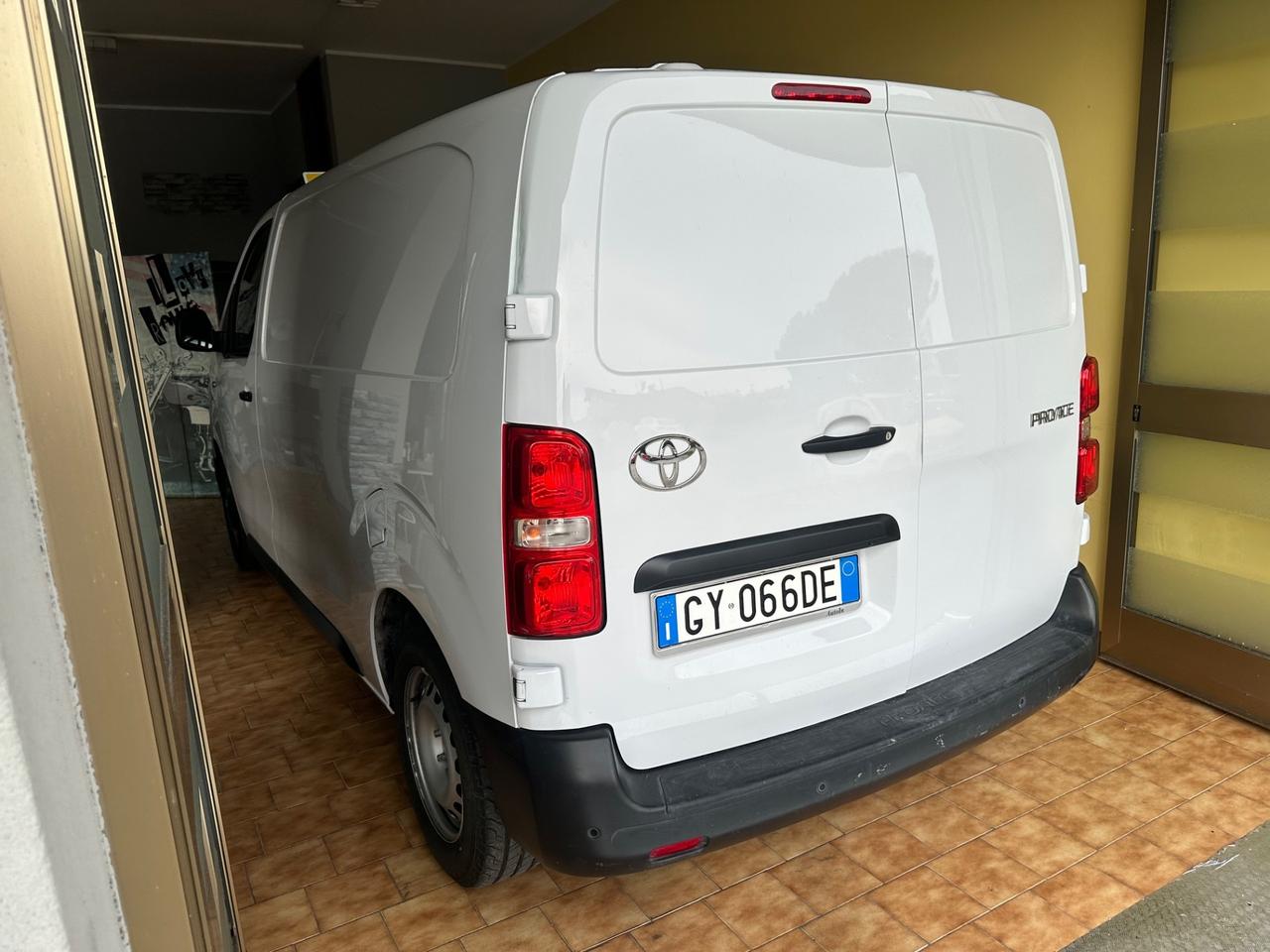 Toyota Proace 1.5D 120CV 83.000km