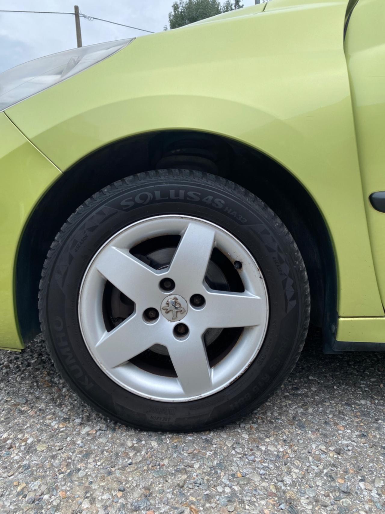 Peugeot 207 1.4 88CV 3p. XS