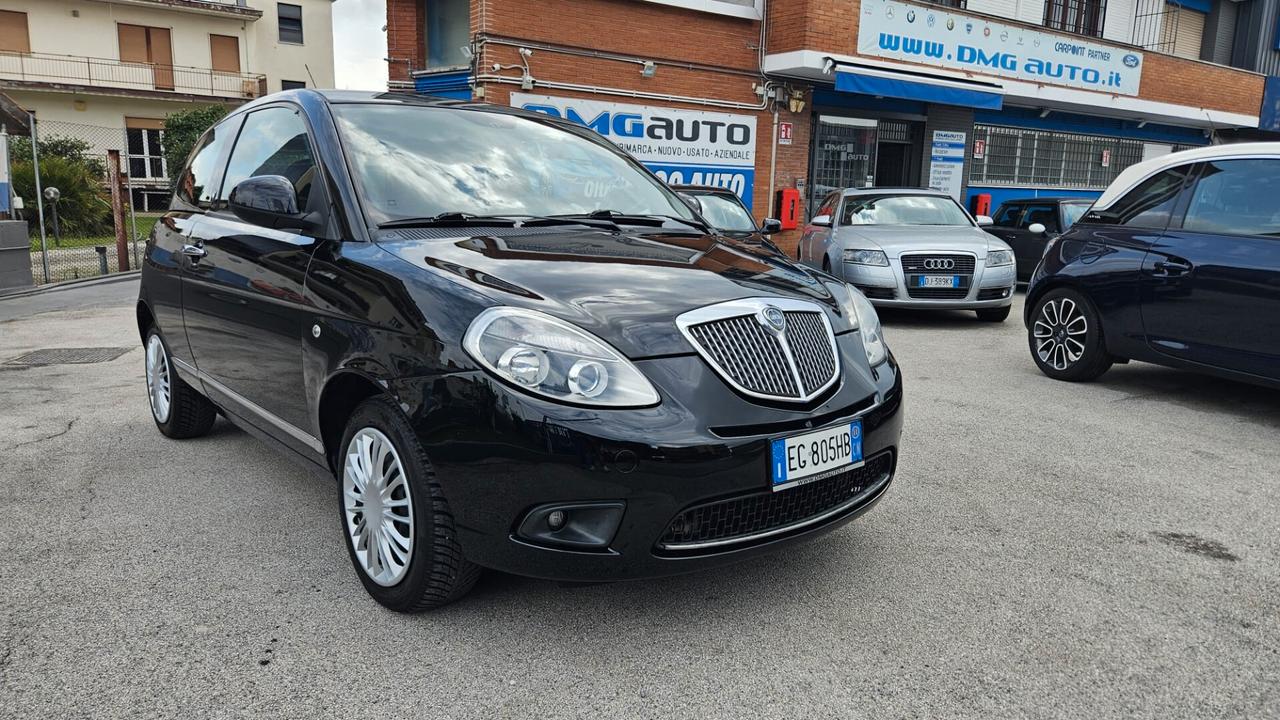 Lancia Ypsilon 1.2 69 CV Diva