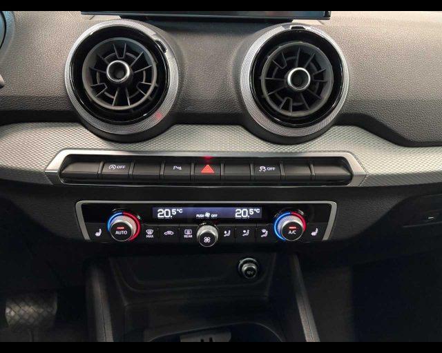 AUDI Q2 35 TDI S tronic Business Advanced