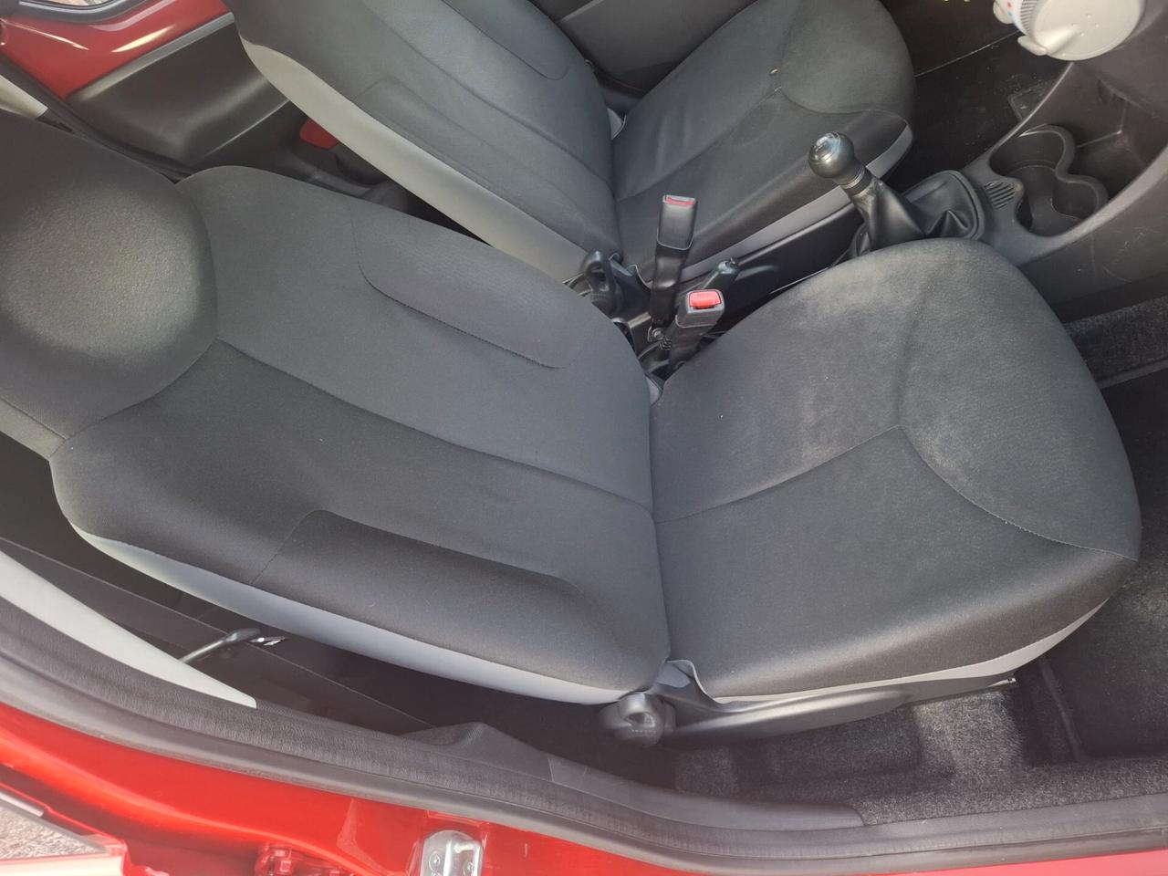 Toyota Aygo 1.0 12V VVT-i 5 porte Cool Soda Connect