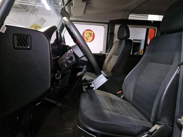 LAND ROVER Defender 110 2400 TD4 CV.122 AUTOVETTURA 7 POSTI