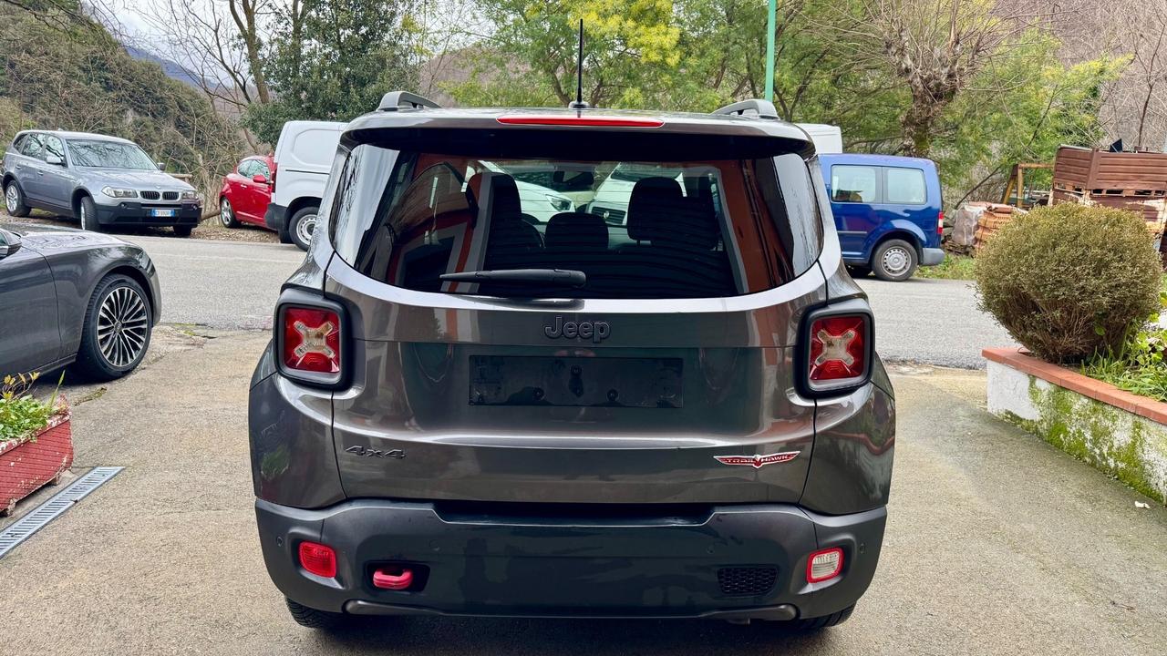 Jeep Renegade 2.0 Mjt 170CV 4WD Active Drive Low Trailhawk