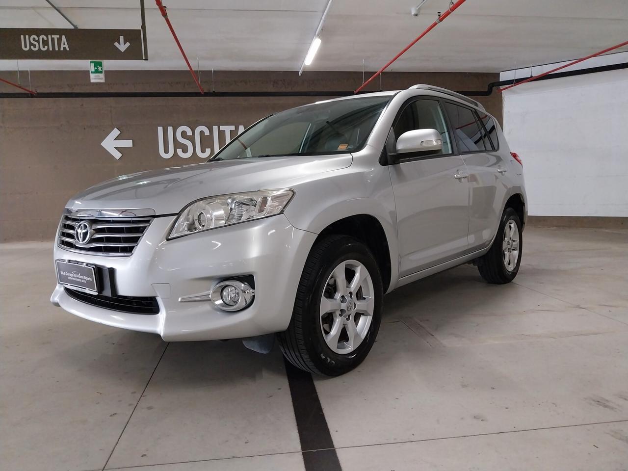Toyota RAV 4 RAV4 2.2 D-4D 150 CV DPF Exclusive