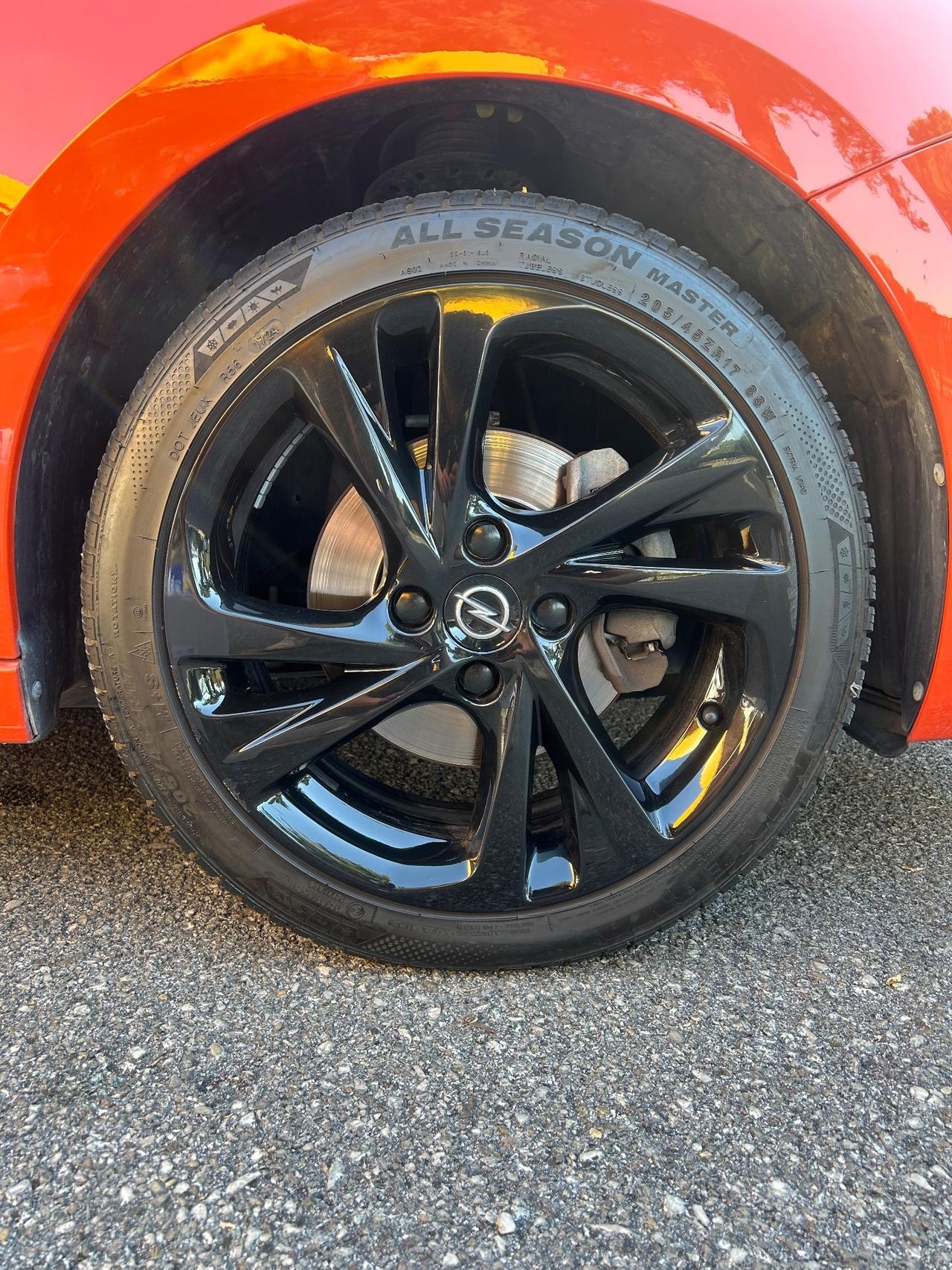 Opel Corsa 1.5 D 100 CV GS Line