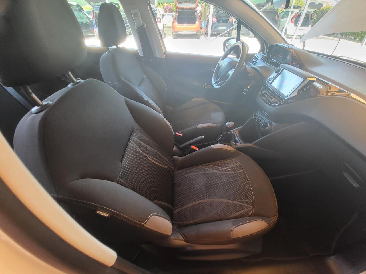 Peugeot 208 1.2 VTi 82 CV 5 porte Allure