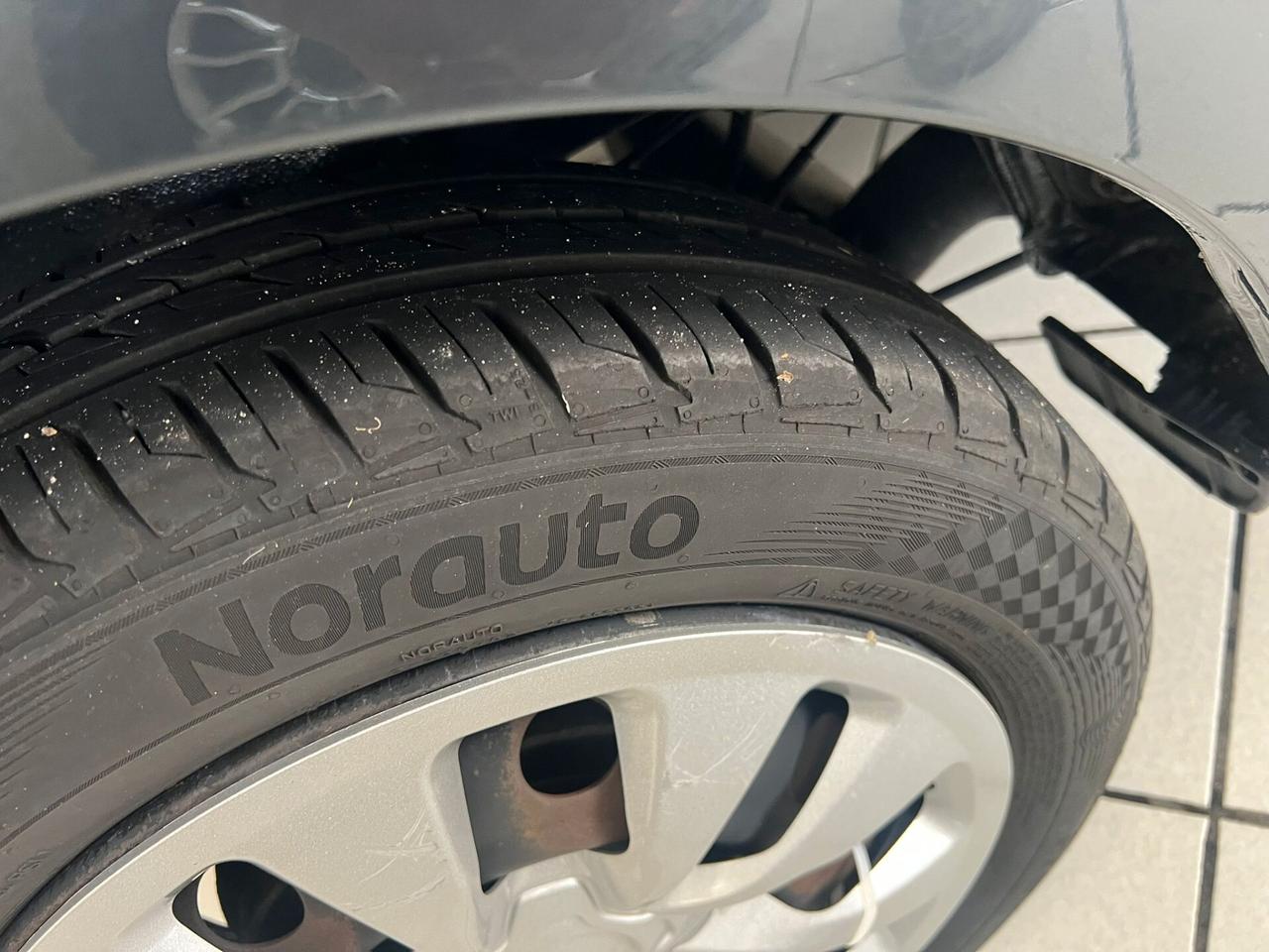 Toyota Aygo 1.0 12V VVT-i 5 porte Now