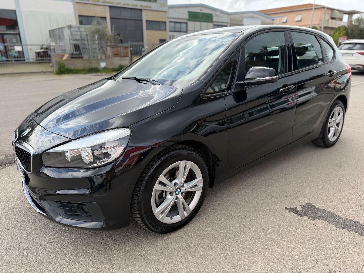 BMW - Serie 2 - 218d Active Tourer Advantage