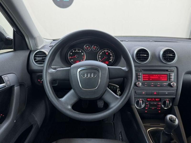 Audi A3 1.6 Attraction NEOPATENTATI UNIPROPRIETARIO