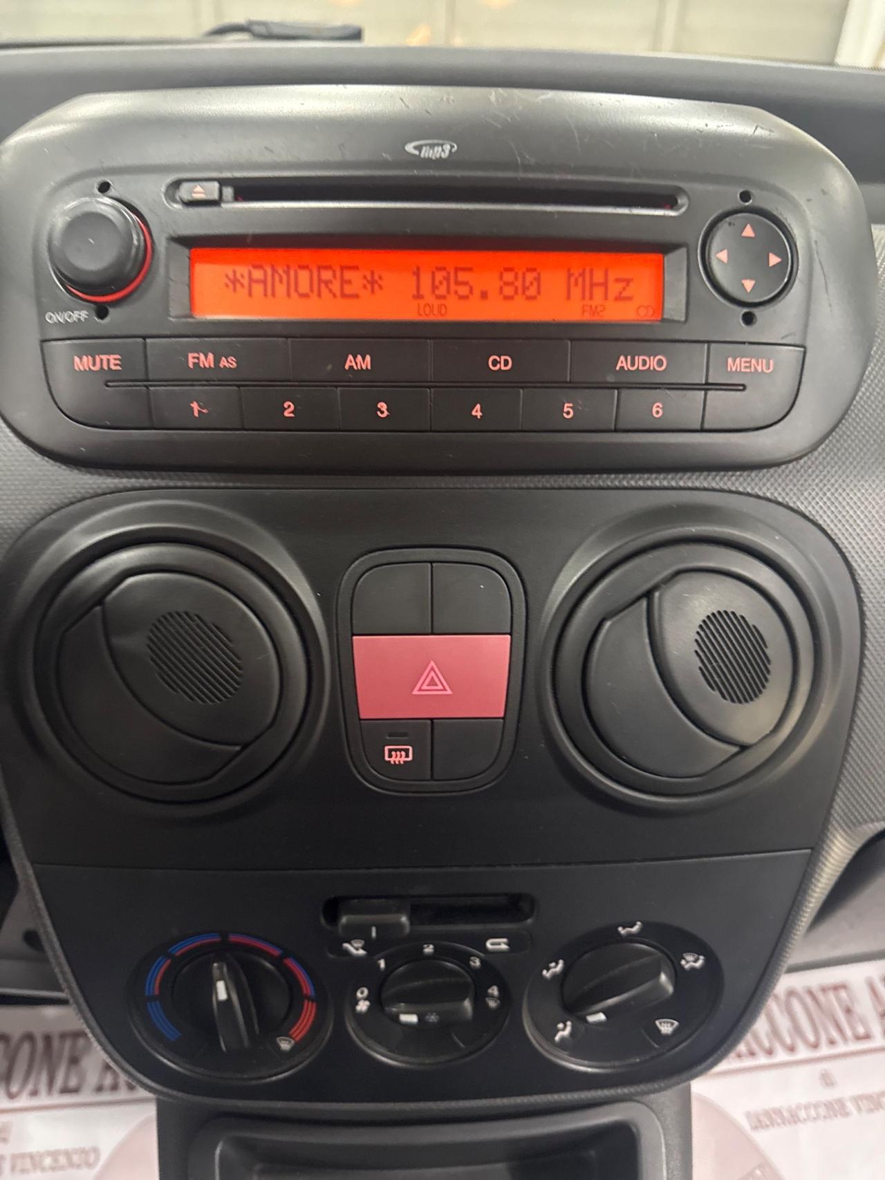 Peugeot Bipper 1.4 hdi automatico