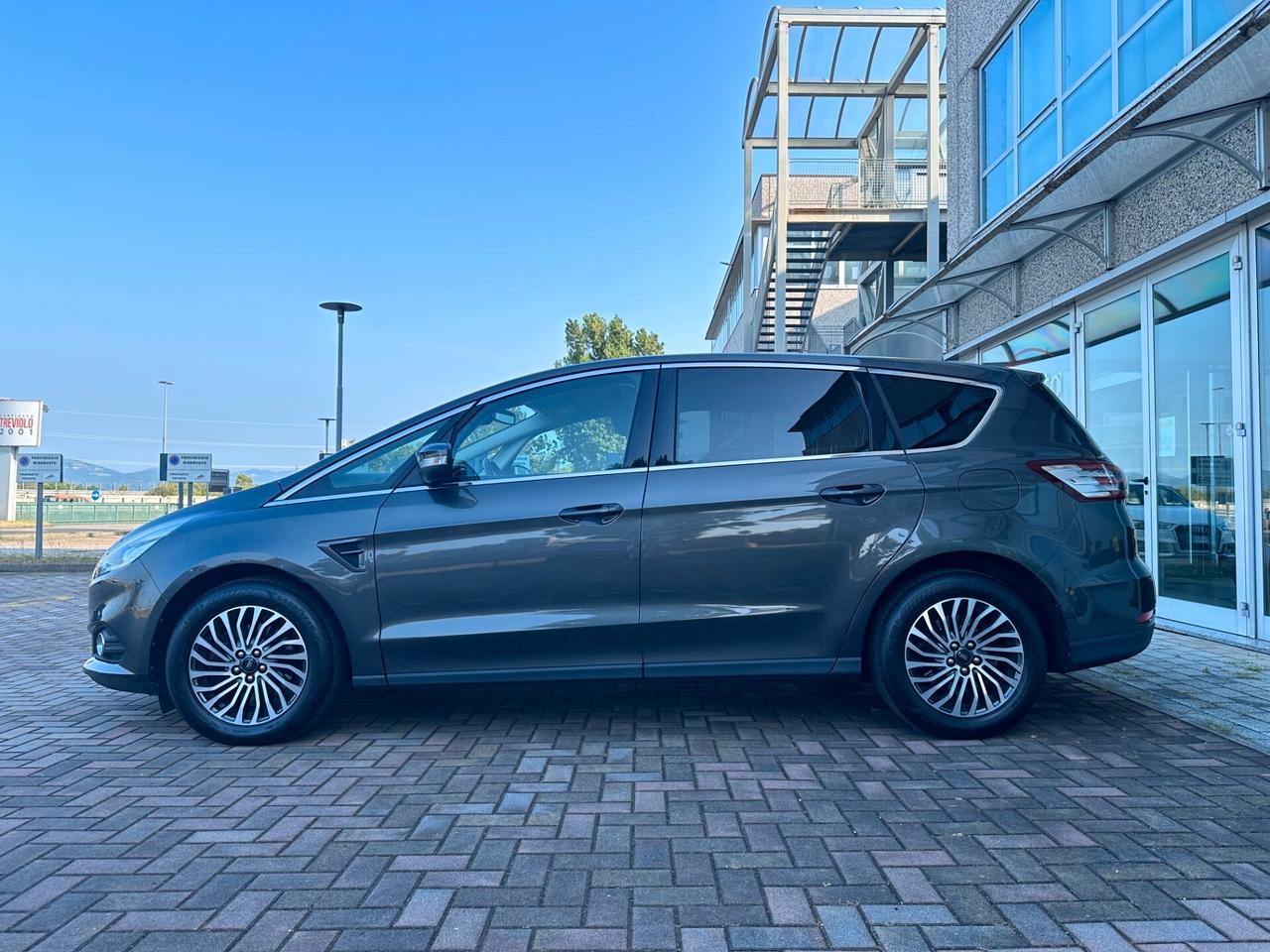 Ford S-Max 2.0TDCi TITANIUM AUTOM. 7POSTI! EURO6D!