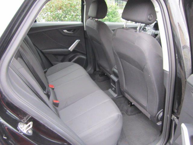 AUDI Q2 35 TFSI Business Advanced