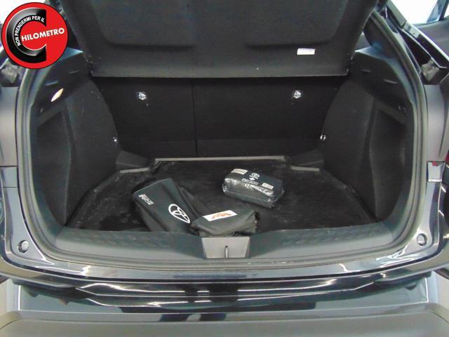 TOYOTA C-HR 1.8 Hybrid E-CVT Active