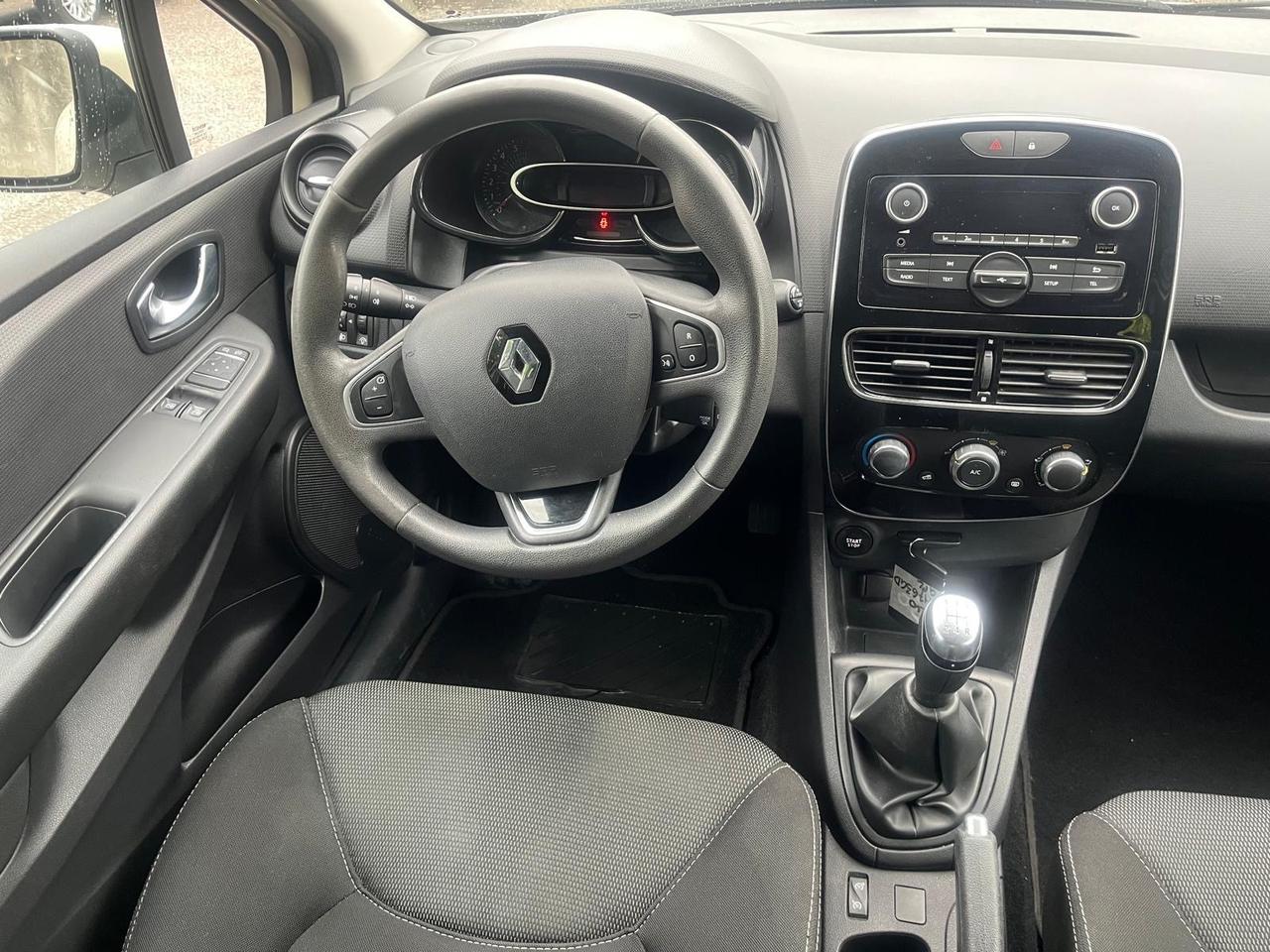 Renault clio 5P-900 gpl/90cv- restyling -11/2017