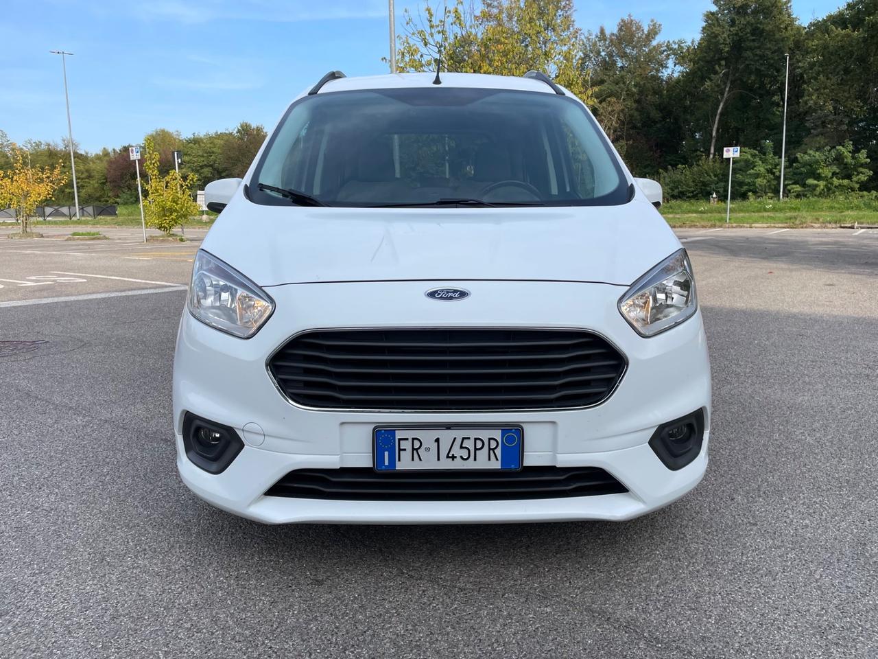 Ford Tourneo Courier 1.5 TDCI 100 CV Sport