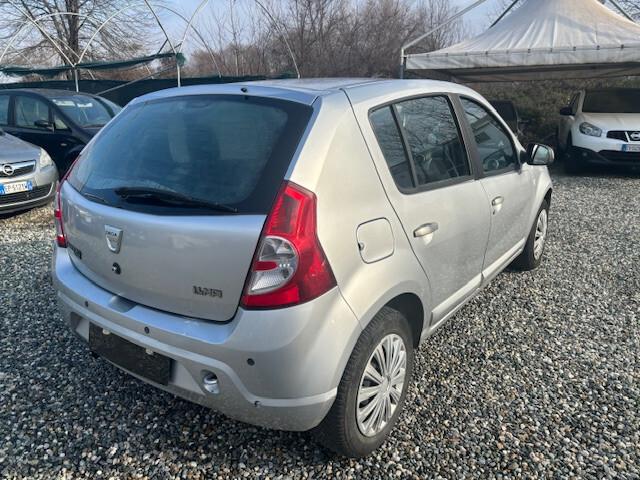 Dacia Sandero 1.4 8V GPL BOMBOLE VALIDE FINO AL 2029